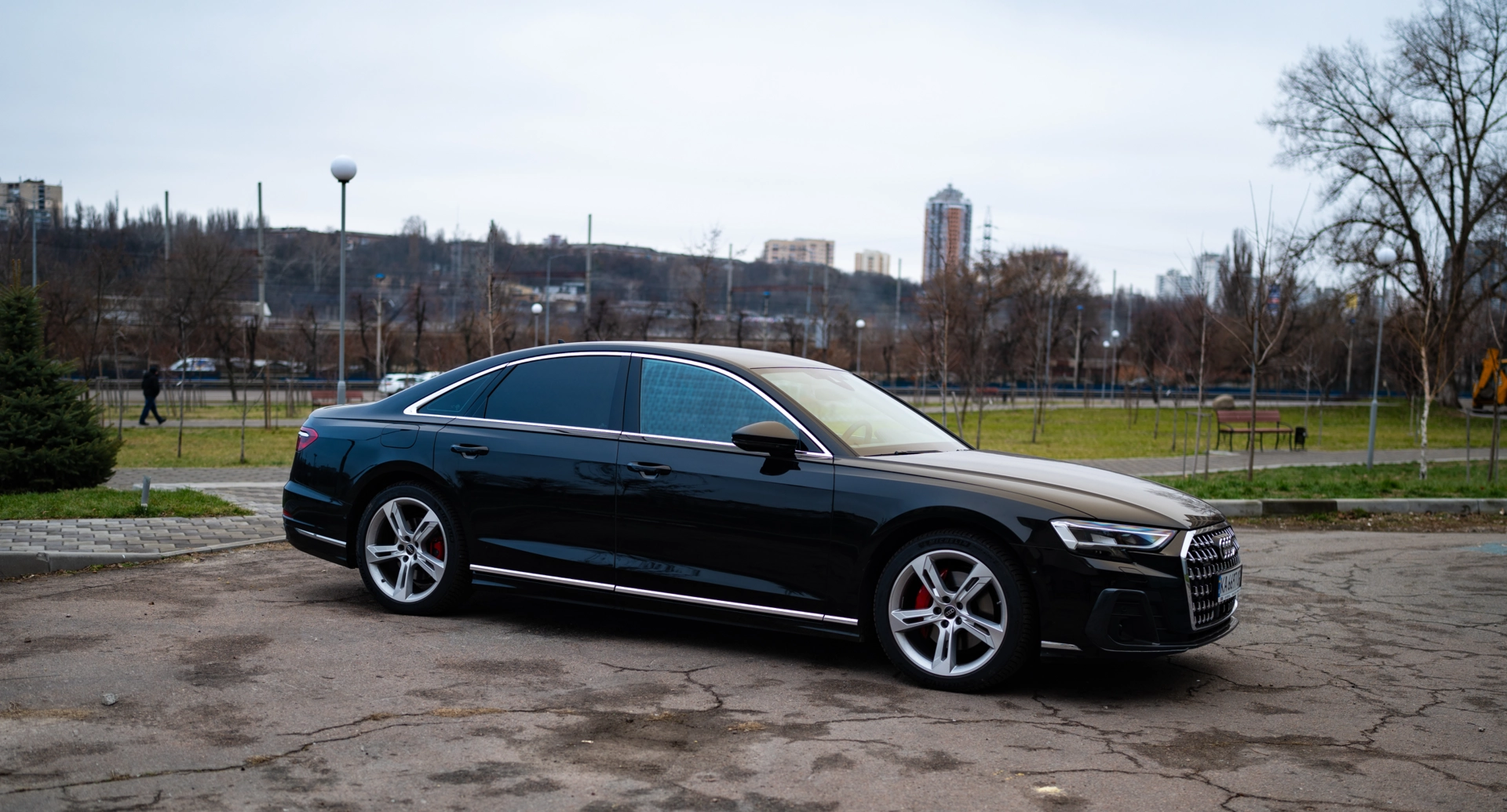 renting Audi A8 Quattro image 6